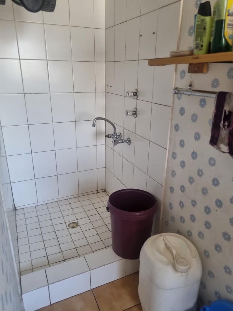 6 Bedroom Property for Sale in Bellville South Western Cape
